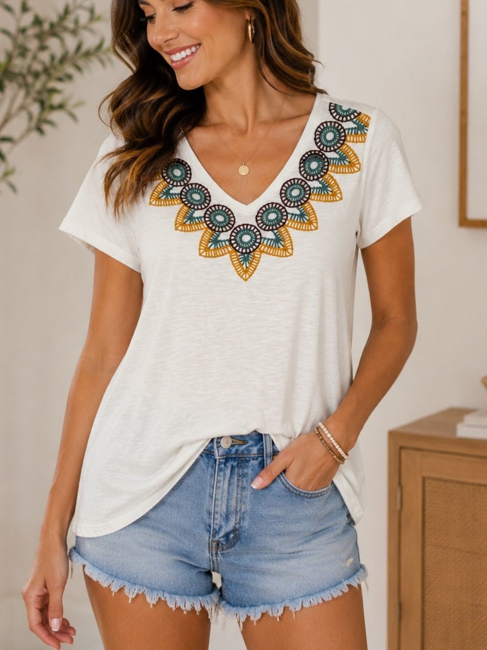 Soft Surroundings Ivory Cotton Top With Colorful Embroidery Size M